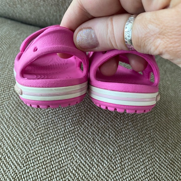 Baby Crocs Pink Velcro Strap Open Toe Sandals. Size 4. EUC. - Picture 8 of 10